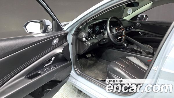 Hyundai Elantra 2022, фото 13