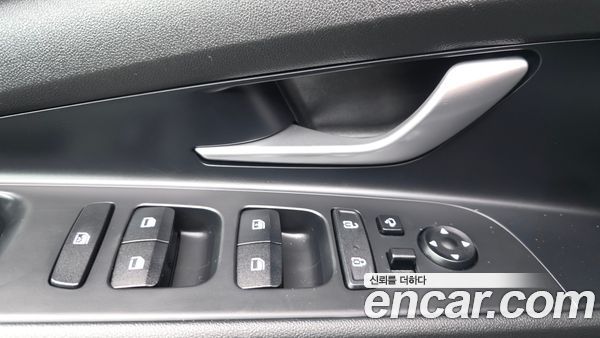 Hyundai Elantra 2022, фото 26