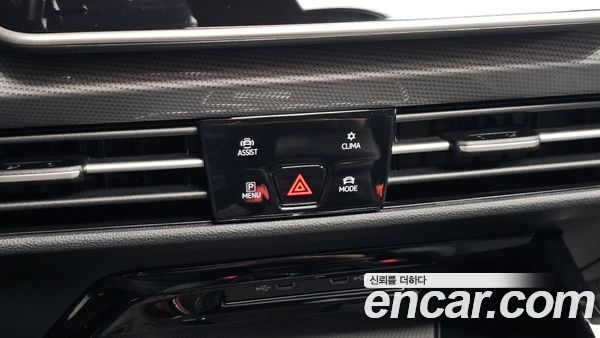 Volkswagen Golf 2026, фото 30