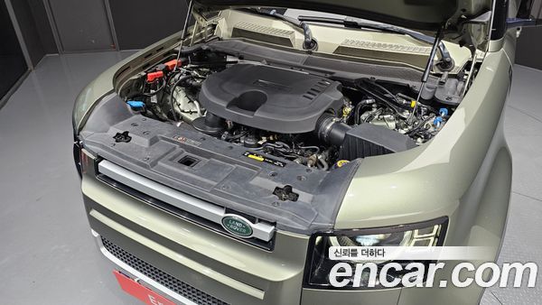 Land Rover Defender 2022, фото 6
