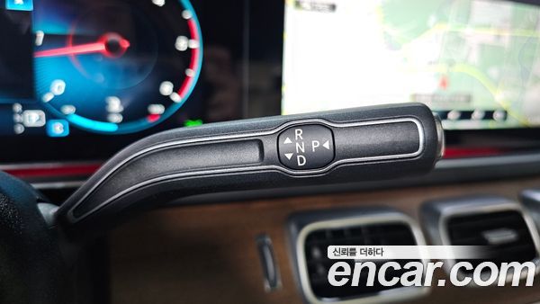 Mercedes-Benz GLS 2021, фото 9