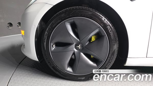 Tesla Model 3 2020, фото 5