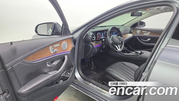 Mercedes-Benz E-Class 2020, фото 10