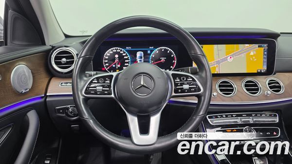 Mercedes-Benz E-Class 2020, фото 14