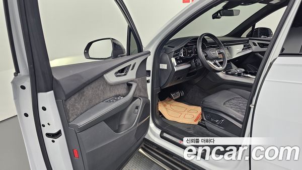 Audi Q7 2022, фото 10