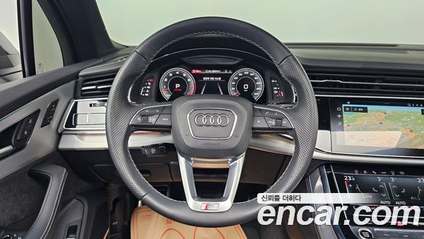Audi Q7 2022, фото 14