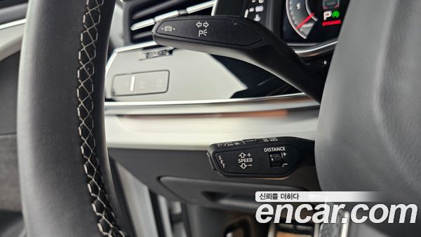 Audi Q7 2022, фото 20