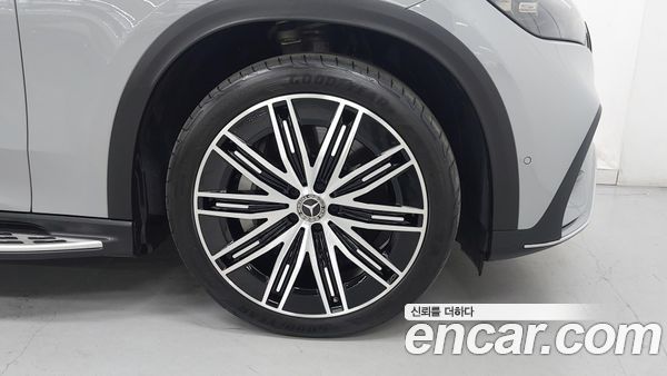 Mercedes-Benz EQE 2023, фото 5