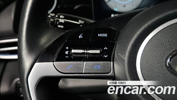 Hyundai Elantra 2023, фото 31