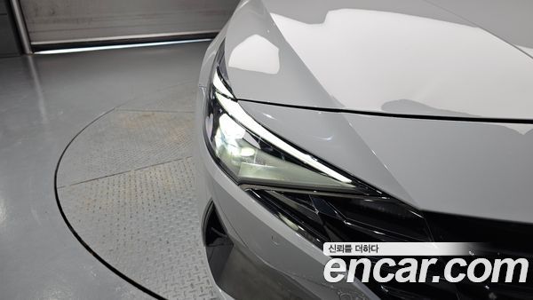 Hyundai Elantra 2023, фото 8