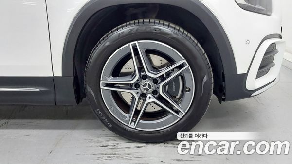 Mercedes-Benz GLB 2026, фото 5