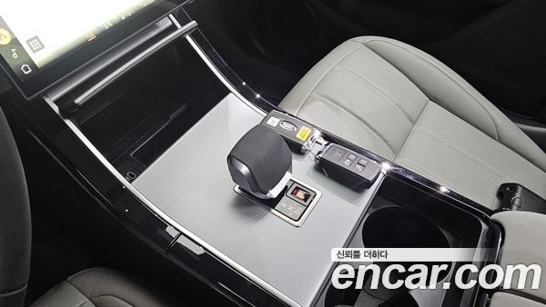 Land Rover Range Rover Evoque 2024, фото 9