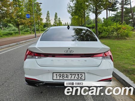 Hyundai Elantra 2021, фото 5
