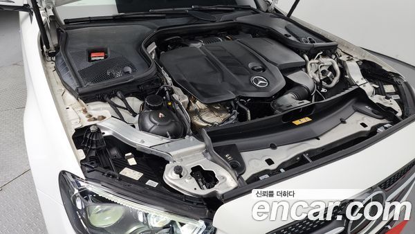 Mercedes-Benz E-Class 2021, фото 6
