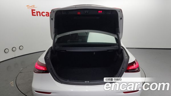 Mercedes-Benz E-Class 2021, фото 20