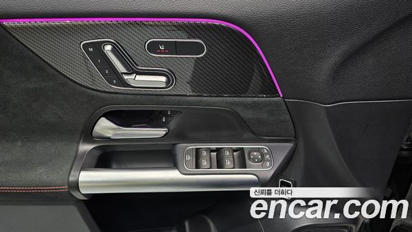 Mercedes-Benz GLA 2023, фото 18