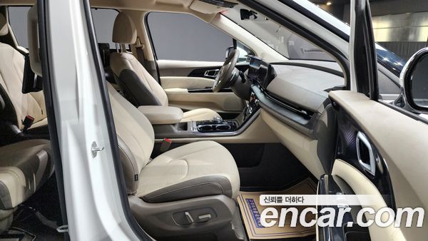 Kia Carnival 2021, фото 10