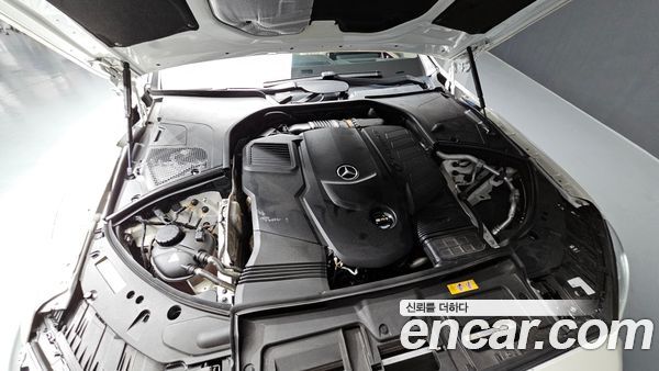 Mercedes-Benz S-Class 2022, фото 6