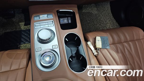 Genesis GV70 2023, фото 9
