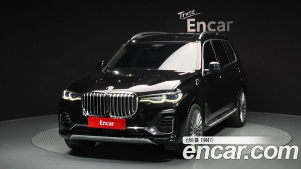BMW X7 2021