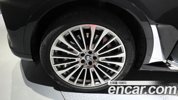 BMW X7 2021, фото 5