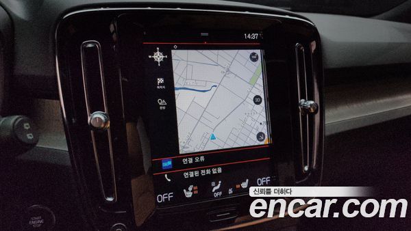 Volvo XC40 2020, фото 14