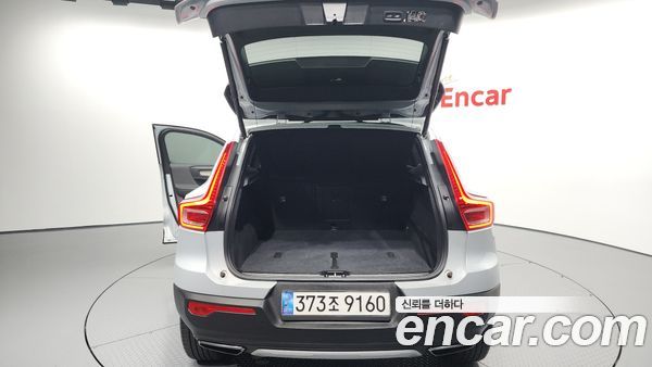 Volvo XC40 2020, фото 20