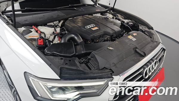 Audi A6 2022, фото 6