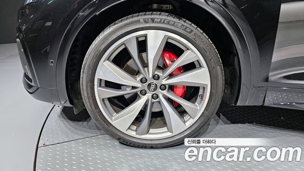 Audi SQ5 2022, фото 5