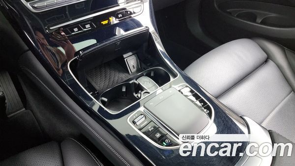 Mercedes-Benz GLC 2021, фото 9