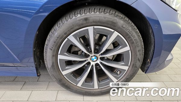 BMW 3 Series 2023, фото 5