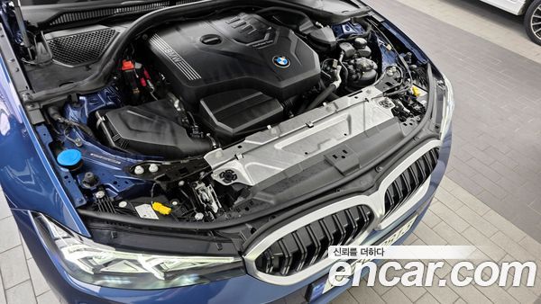 BMW 3 Series 2023, фото 6