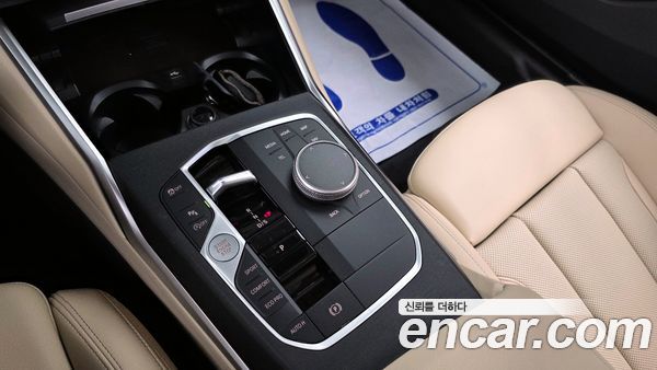 BMW 3 Series 2023, фото 9