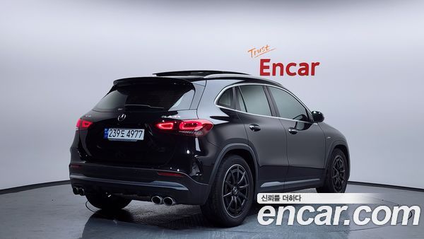 Mercedes-Benz GLA 2023, фото 2