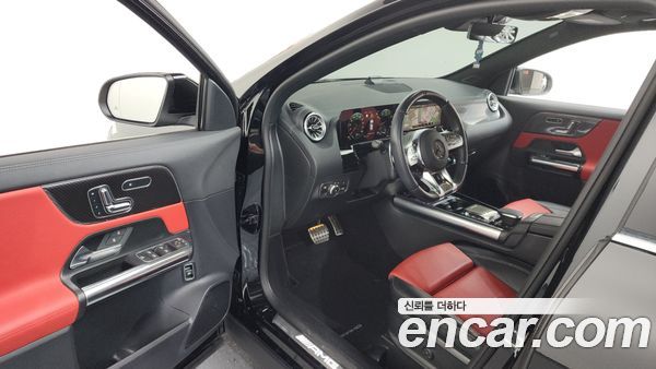Mercedes-Benz GLA 2023, фото 10