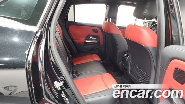 Mercedes-Benz GLA 2023, фото 12