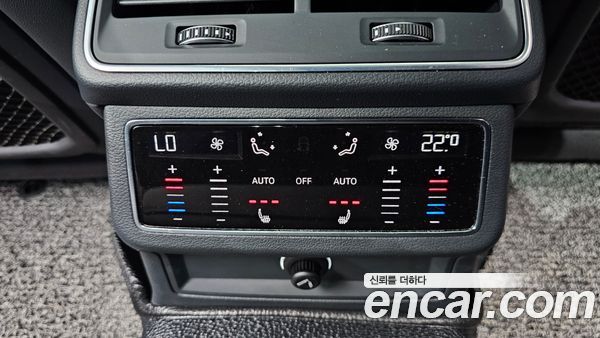 Audi A6 2020, фото 18