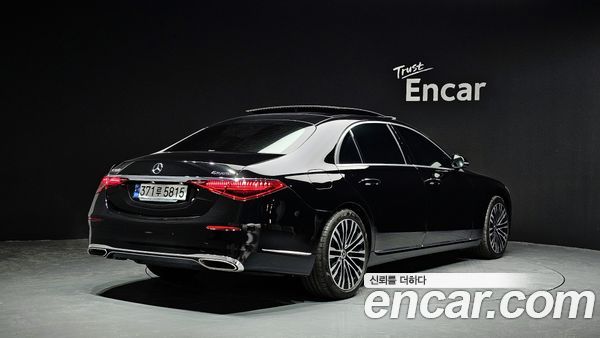 Mercedes-Benz S-Class 2023, фото 2