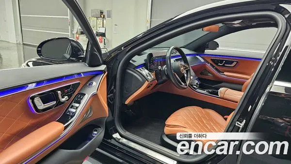 Mercedes-Benz S-Class 2023, фото 10