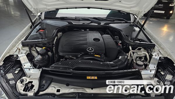 Mercedes-Benz E-Class 2022, фото 5