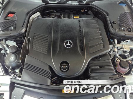 Mercedes-Benz CLS 2023, фото 6