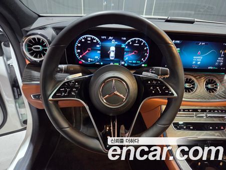 Mercedes-Benz CLS 2023, фото 14