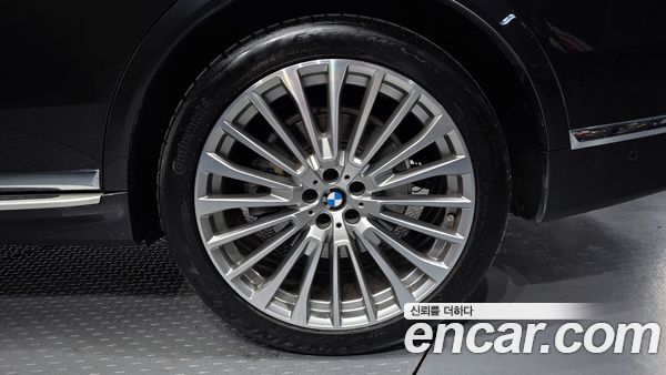 BMW X7 2023, фото 5