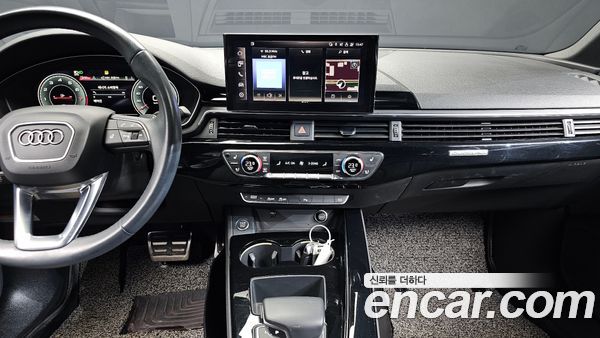 Audi A4 2021, фото 14