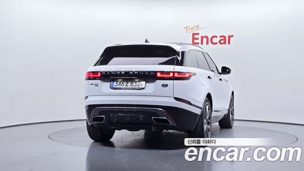 Land Rover Range Rover Velar 2022, фото 4
