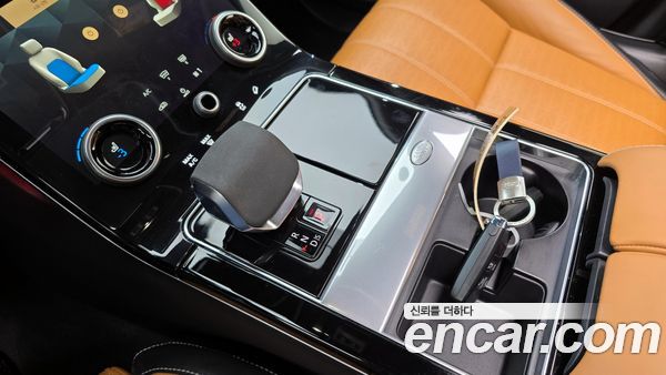 Land Rover Range Rover Velar 2022, фото 9