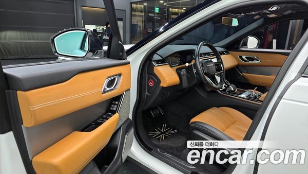 Land Rover Range Rover Velar 2022, фото 11