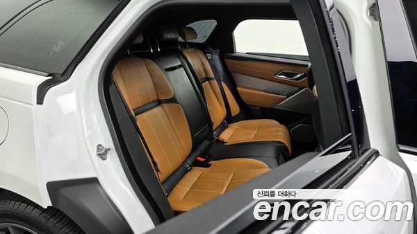 Land Rover Range Rover Velar 2022, фото 13