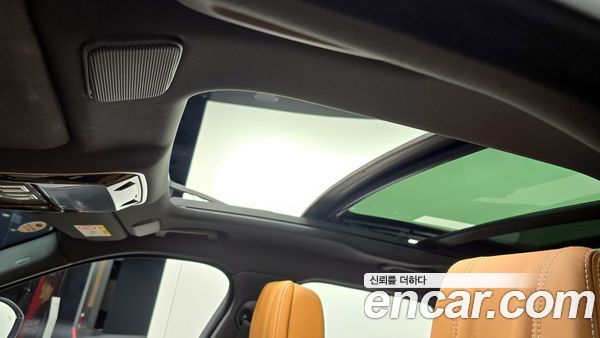 Land Rover Range Rover Velar 2022, фото 17