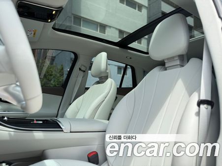 Mercedes-Benz EQE 2024, фото 9